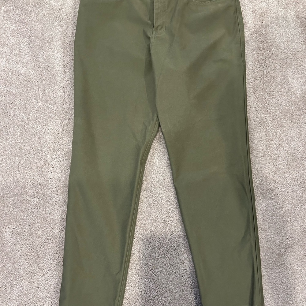 Lululemon men’s ABC Olive Green Pants